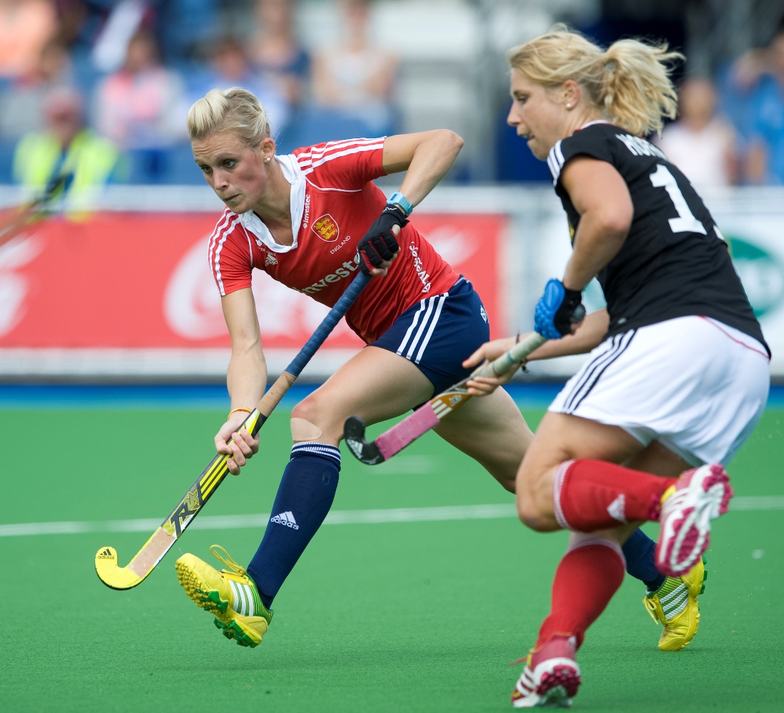 Alex Danson in action for Englandagainst Germany at the EuroHockey Championships 2013.jpg